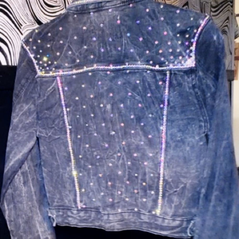 Custom Bling Jean Jacket - Picture 14 of 14